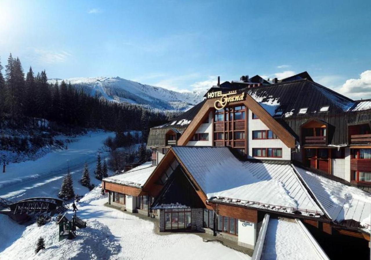 Hotel Grand Jasna Demanovska Dolina Exterior photo